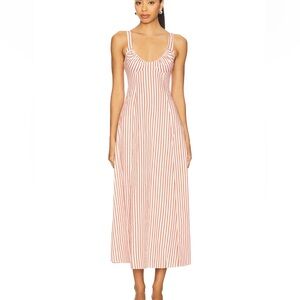 Weworewhat ruched cup midi dress